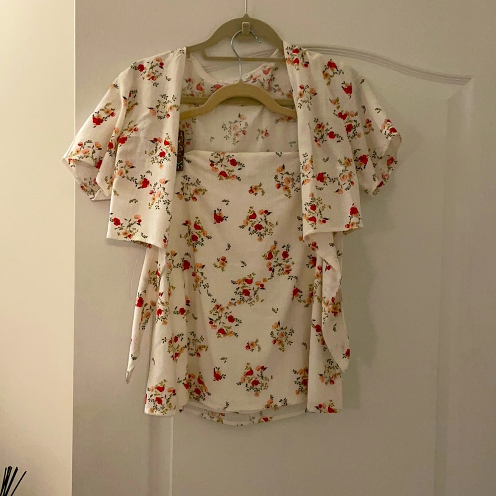 Two-piece matching set floral top and skirt